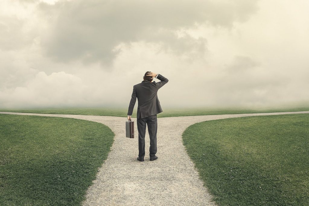 フロントエンド、バックエンドとは？